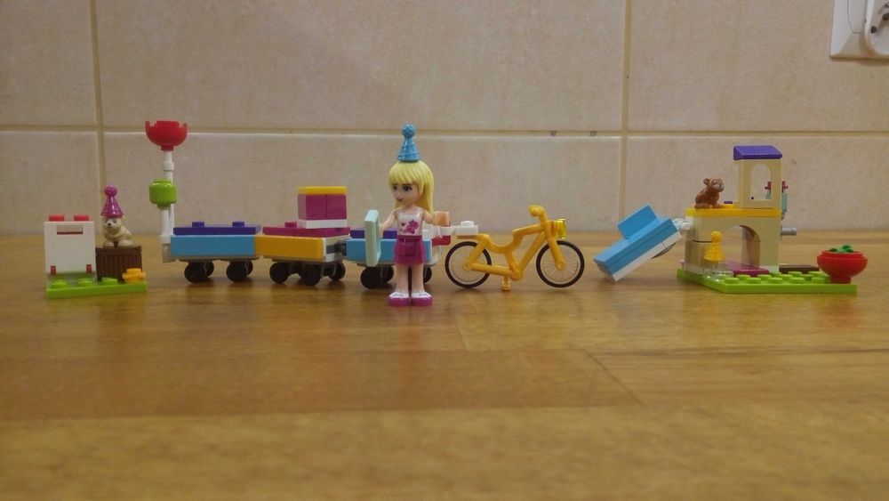 Lego Friend 41111 Imprezowy pociąg