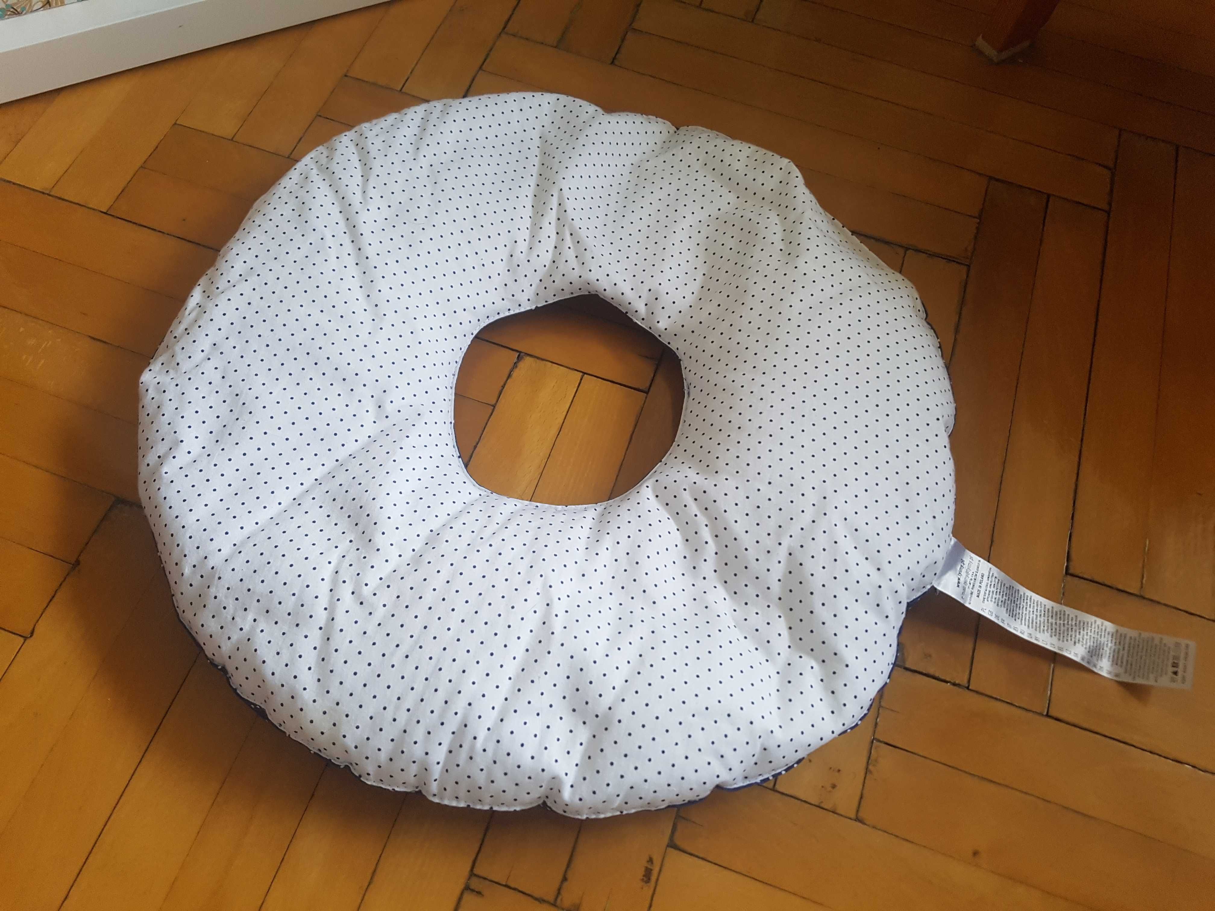 Poduszka poporodowa z dziurką Ty i My koło kółko