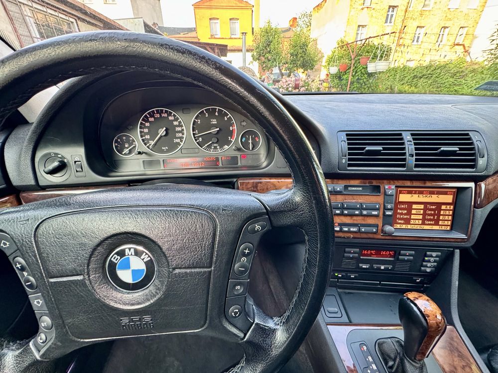 BMW E39 3.5L | WBADN21020GR72653 | 218 tys. km |