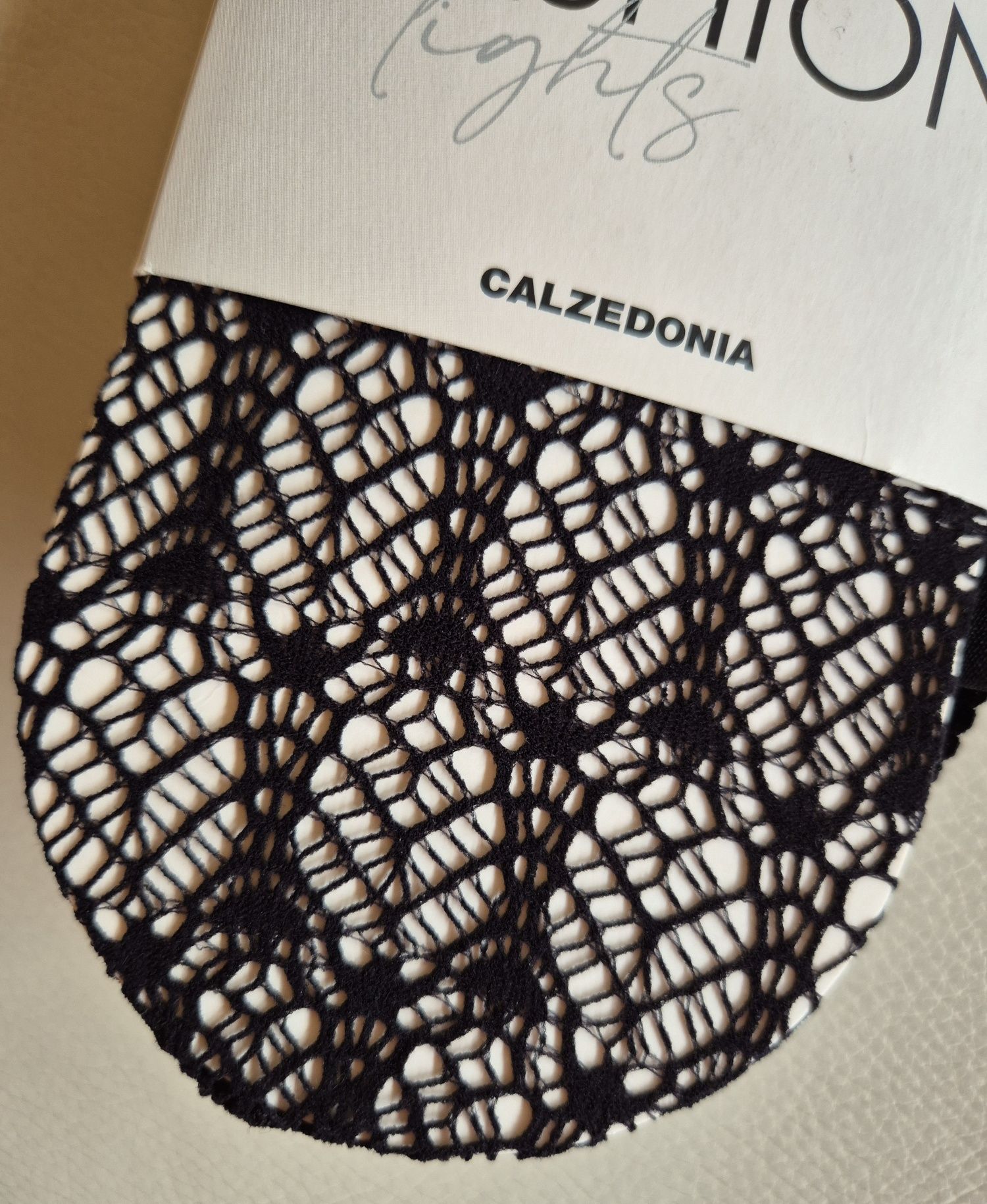 Rajstopy Calzedonia m/l czarne rete w wachlarze kabaretki śliczne