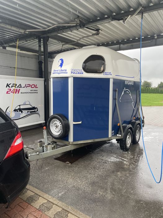 Cheval Liberte DMC 2000kg