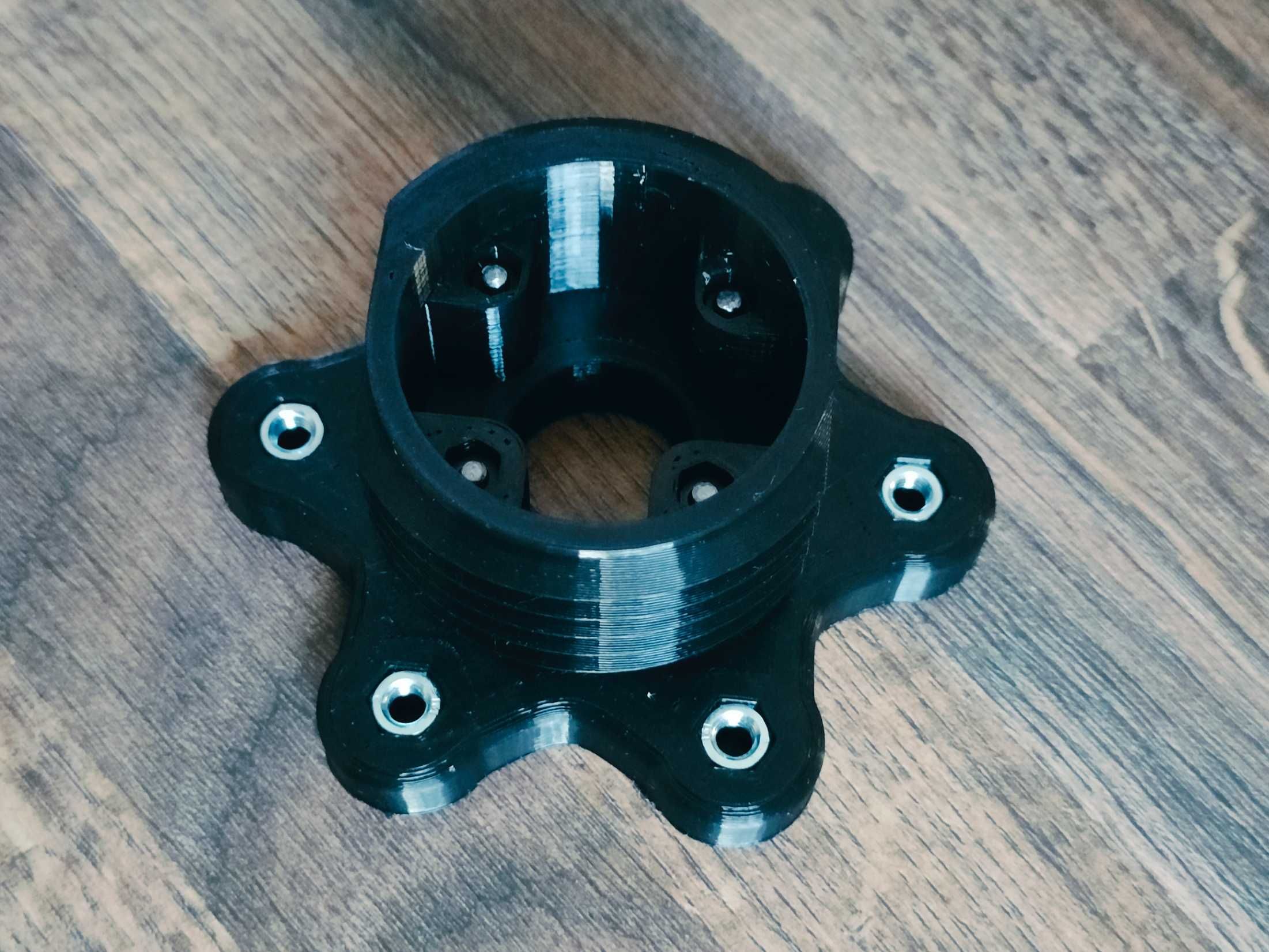 Adapter do kierownic Thrustmaster (T300 / T500 / TX) WZMOCNIONY (74mm)