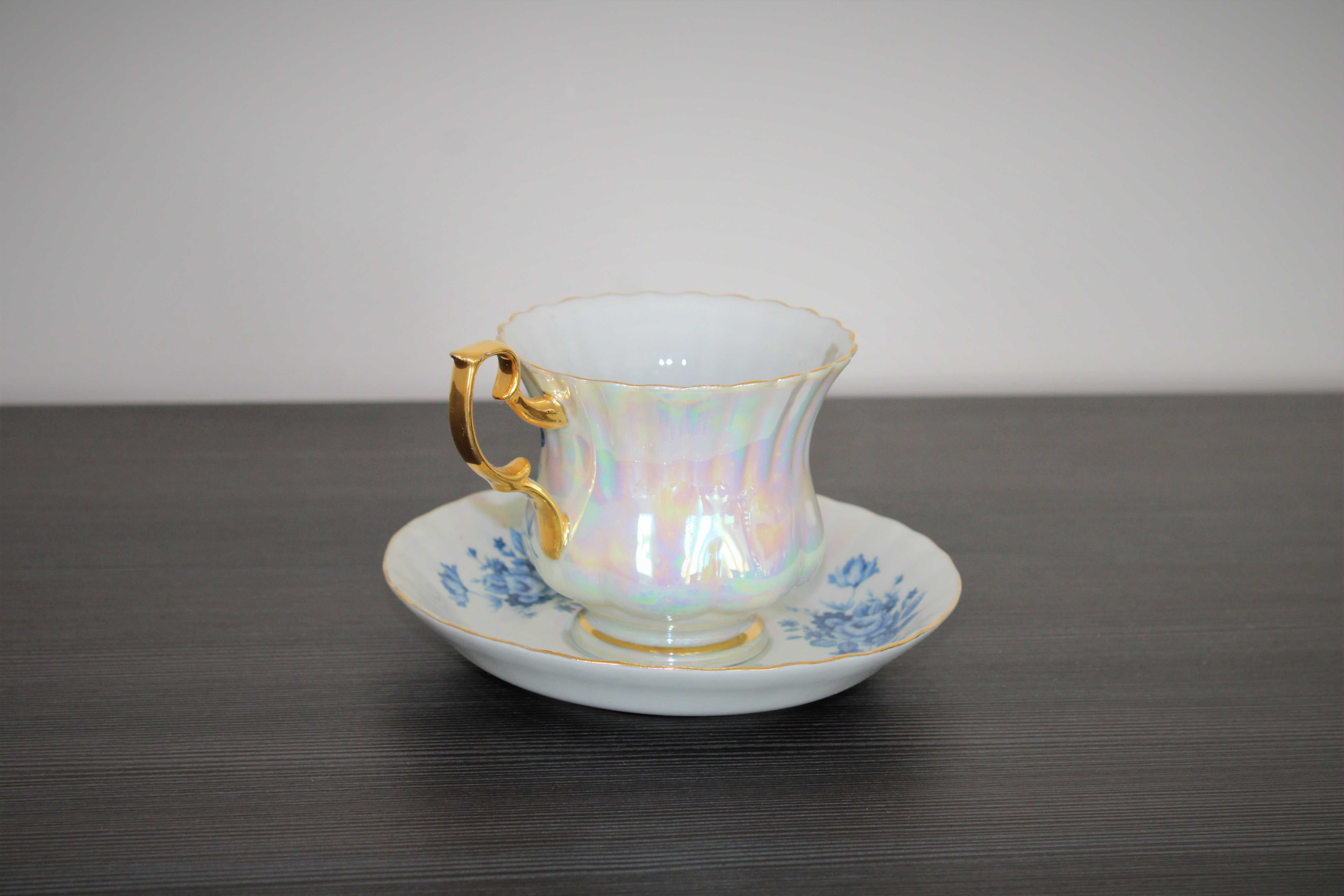Filiżanka ozdobna, porcelana Czechy