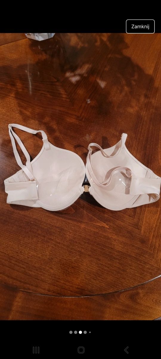 Biustonosz Triumph body make up silikonowy tył 85A