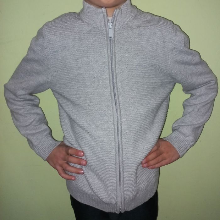 Кофта класична для школи