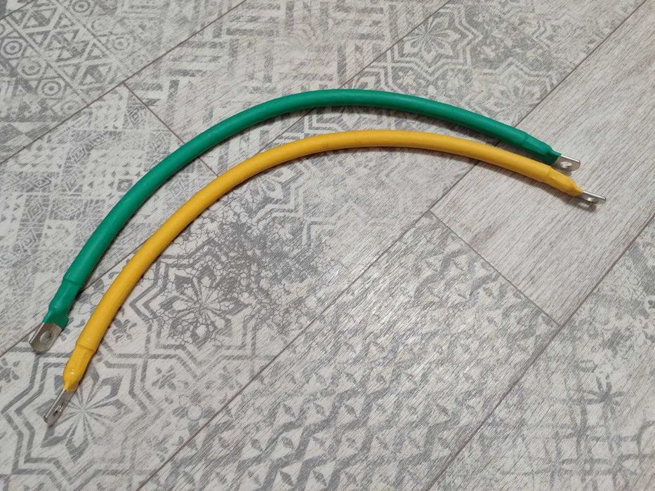 Кабель для з'єднання АКБ мідний ПВ-3 50 мм2 з клемами М8 50 см