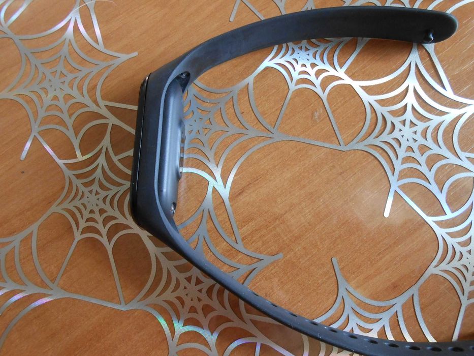 продам Фитнес-браслет Xiaomi Mi Band 4