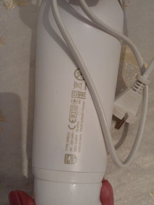 Фен для волос Philips Dry Care Advanced, белый (HP8232/00)