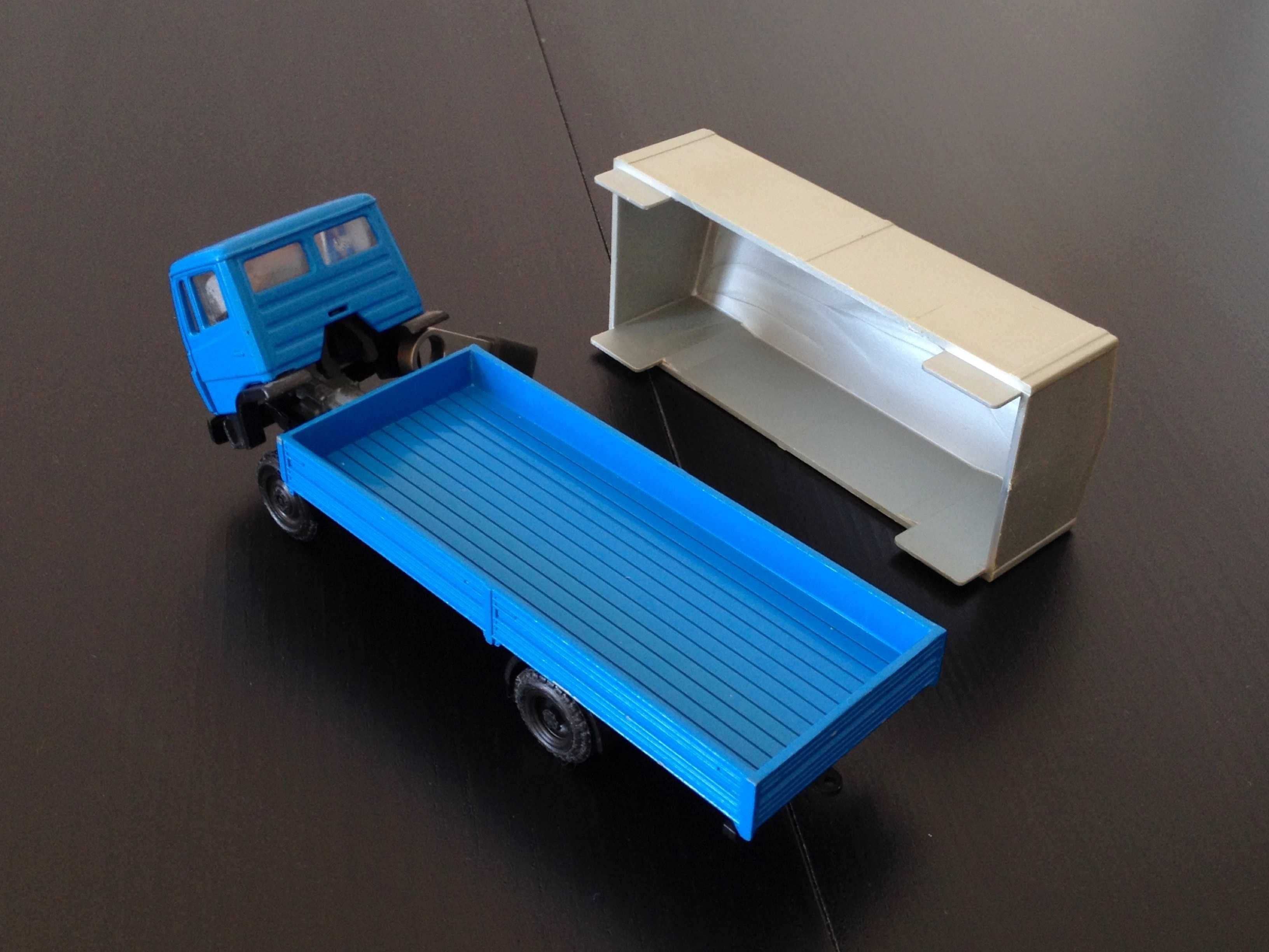 2x 1:50 NZG Mercedes LK Camião