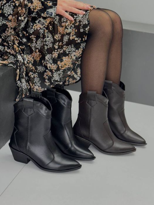 Женские зимние кожаные ботинки казаки ковбои