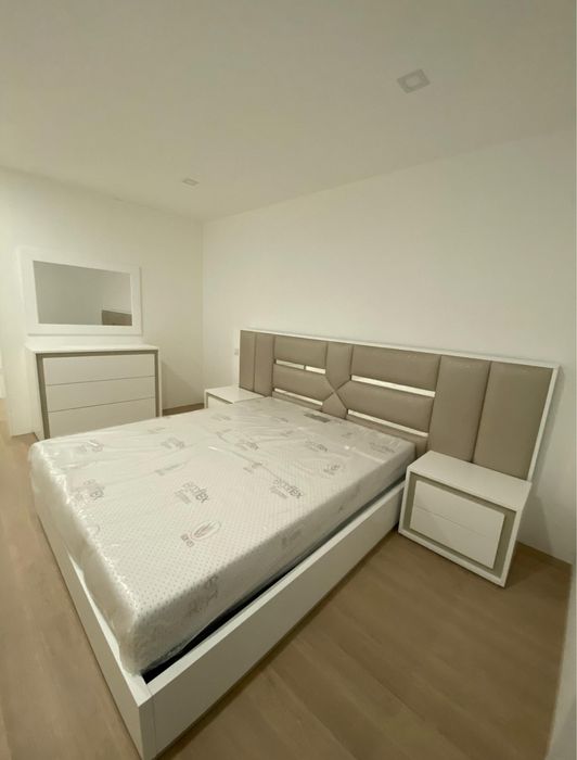 Cama de casal 150x195 lacado com colchao visco