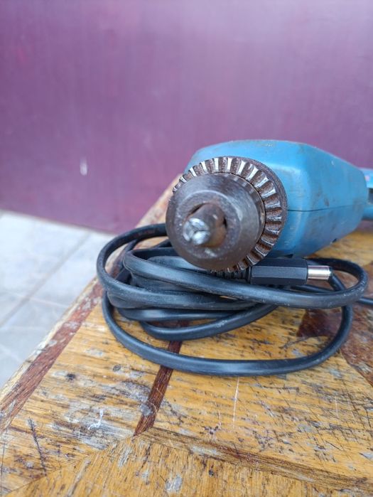 Шуруповерт - дрель Bosch