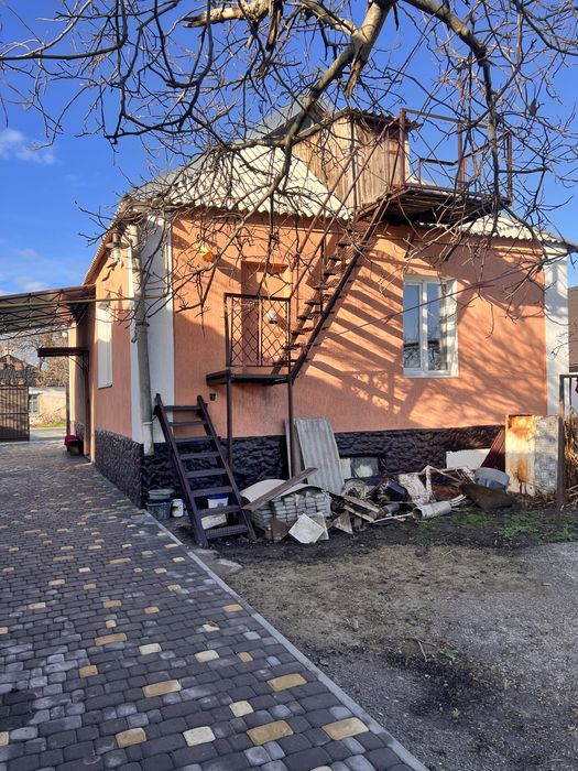 Будинок, Центр, опалення ,  4 кімнати