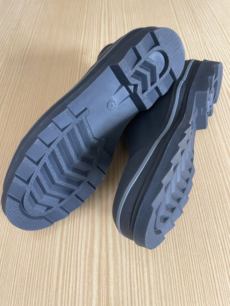 Botas jardinagem n-40 novas