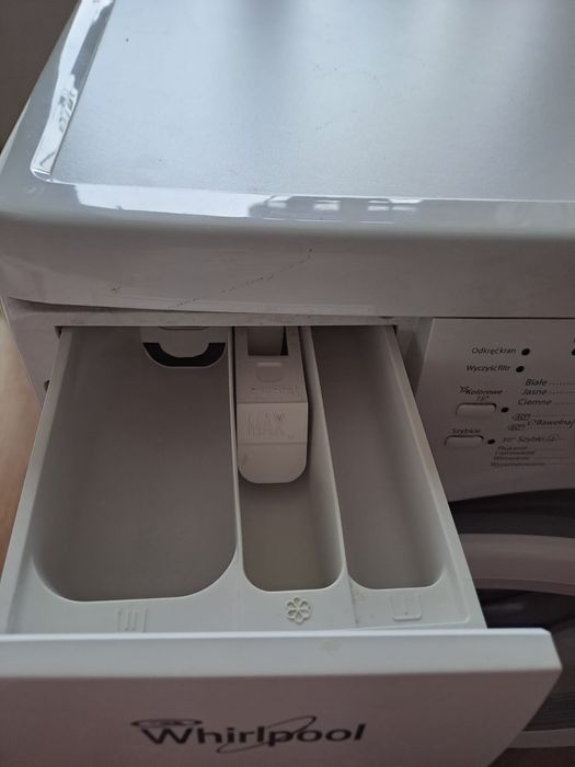 Pralka whirlpool