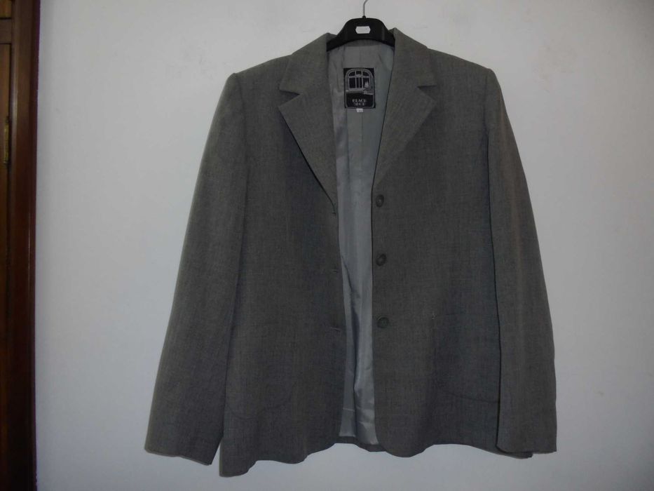Blazer de mulher cor cinza