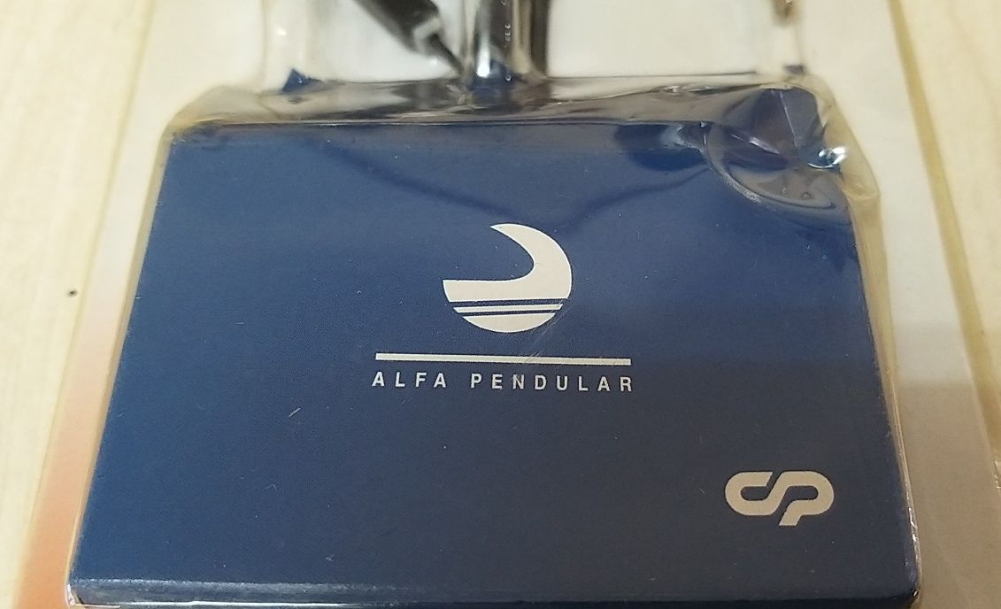 Auriculares do Alfa Pendular.