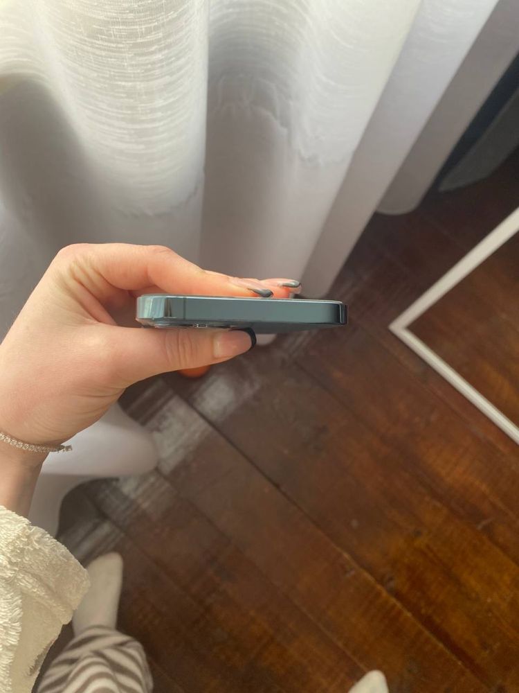 Iphone 12 pro на 256гб