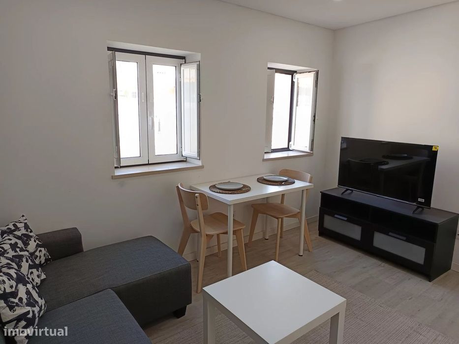 T1 mobilado em São Vicente, Lisboa