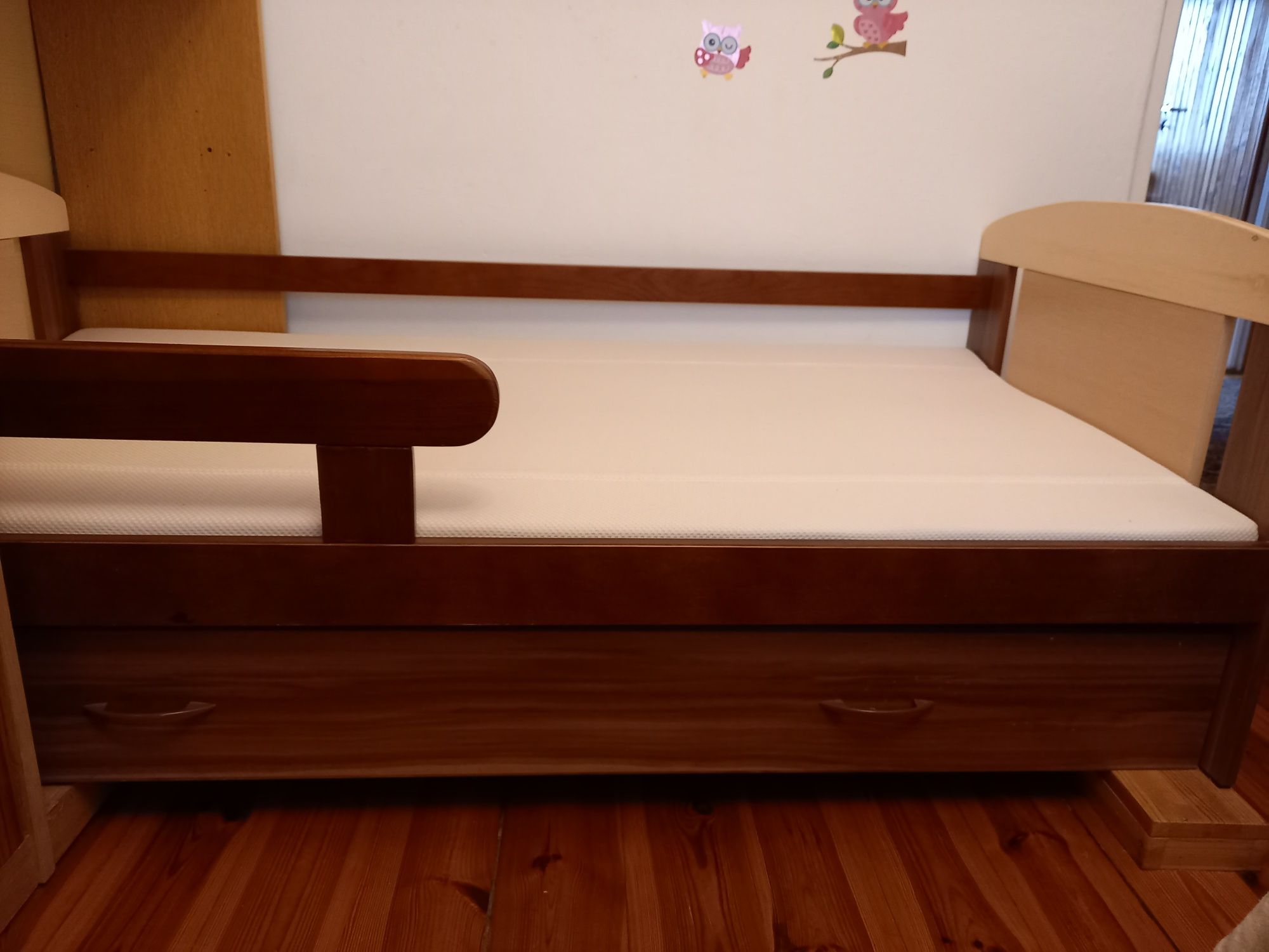 Łóżko dziecięce 160/80 cm.
