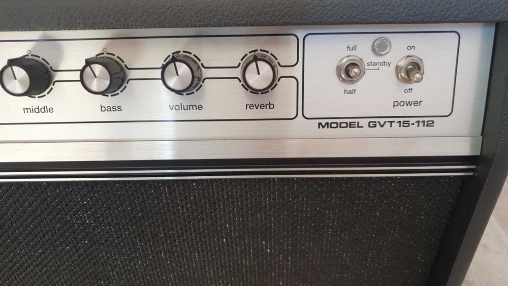 Гітарний лімповий комбопідсилювач Ampeg GVT-15-112