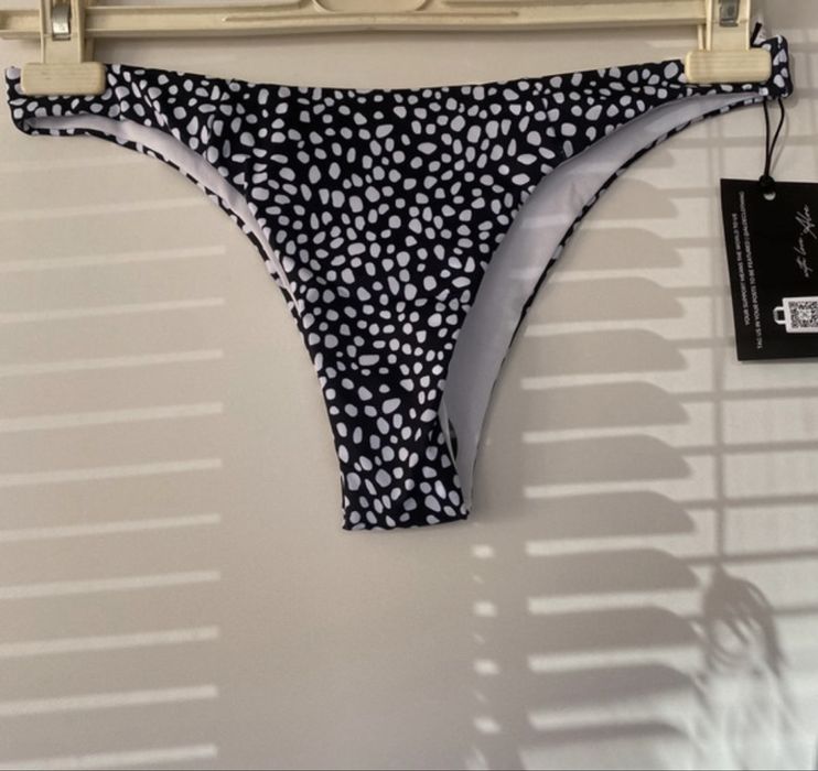 Bikini preto e branco novo