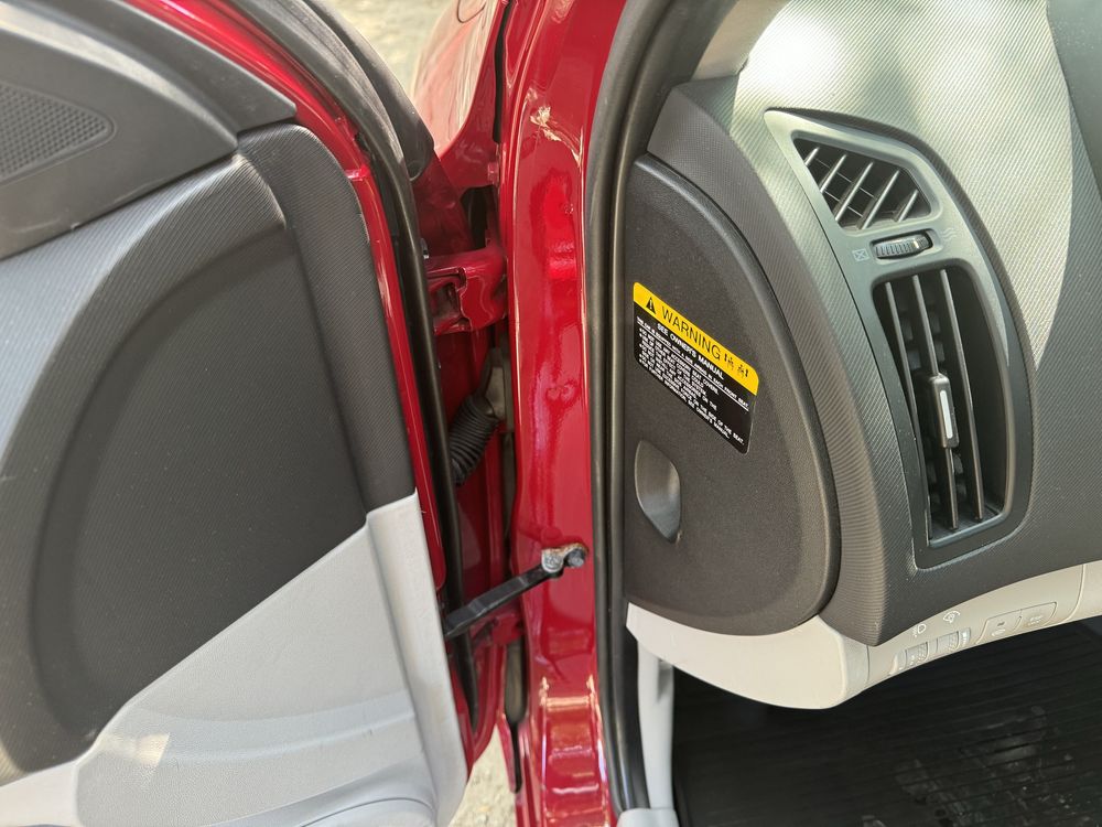 Продам свое авто KIA CEED 2.0