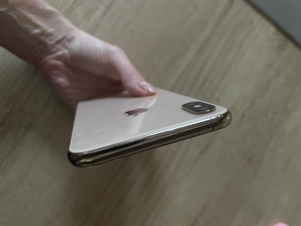 Iphon xs max rozowy