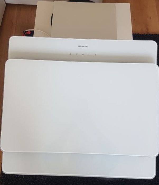 Okap kuchenny, Nowy okap Faber cocktail xs wh 55