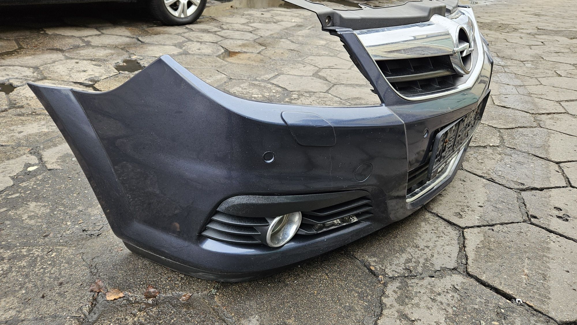 Zderzak przód przedni z168 czujniki spryski opel vectra c signum lift