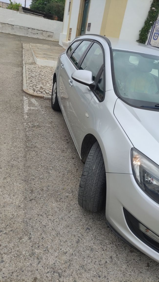 Carrinha Opel Astra 1.6 110 cv