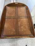 Mesa de centro de jogo antiga