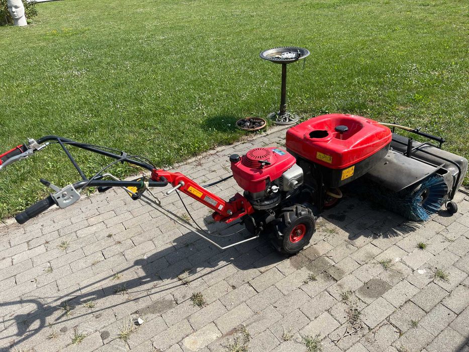 Zamiatarka VARI HONDA + Osprzęt do sniegu  / OKAZJA / JAK NOWA