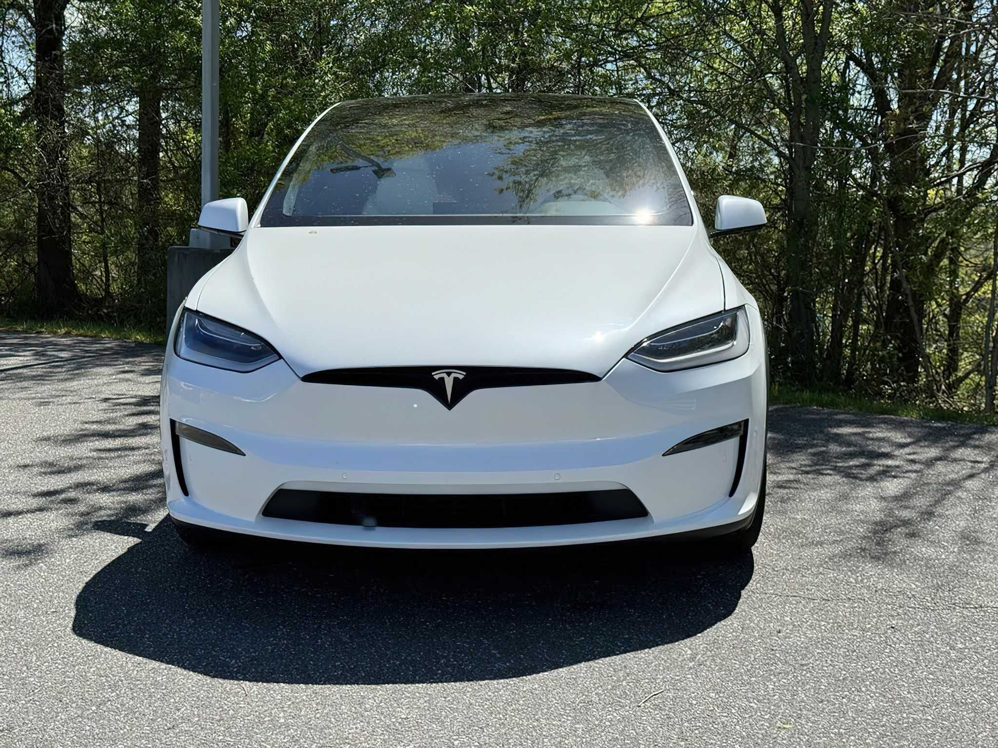 Tesla  Model X 2022
