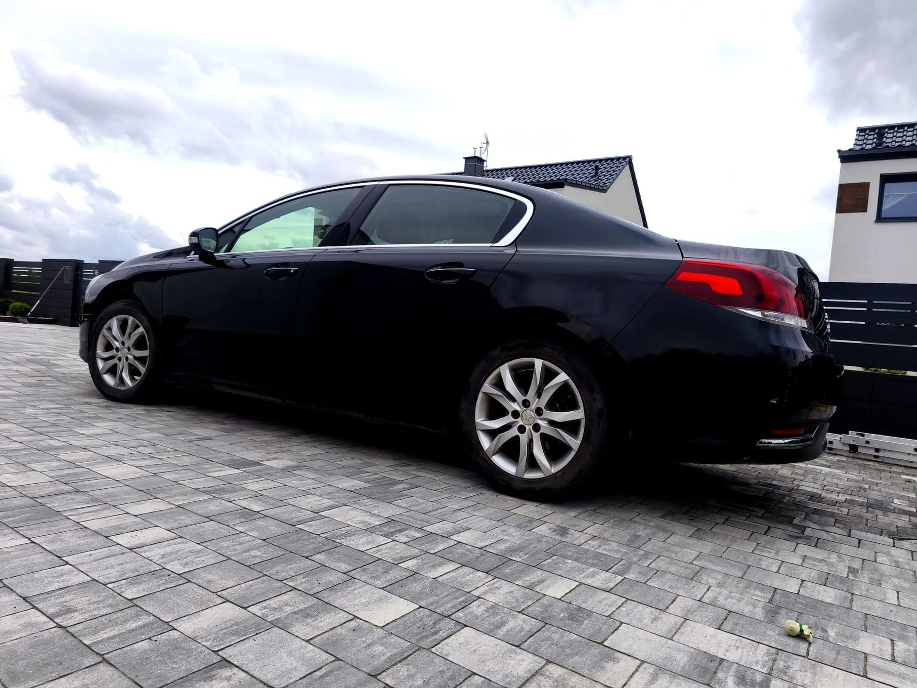 Peugeot 508 Peugeot 508 2.0 BlueHDi 150 KM • Diesel • 2015 • Manual • Kolor Czarny