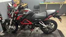 Benelli 251 Naked