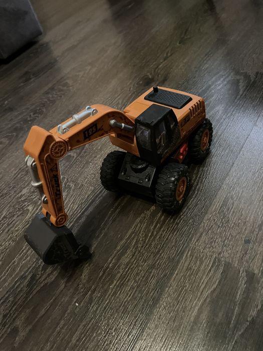 самоскид, екскаватор, іграшки спецтехніка, машинки