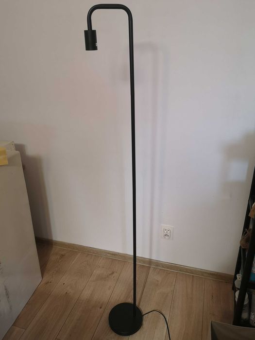 Lampa podłogowa Ghlin 1-punktowa E27 czarna matowa