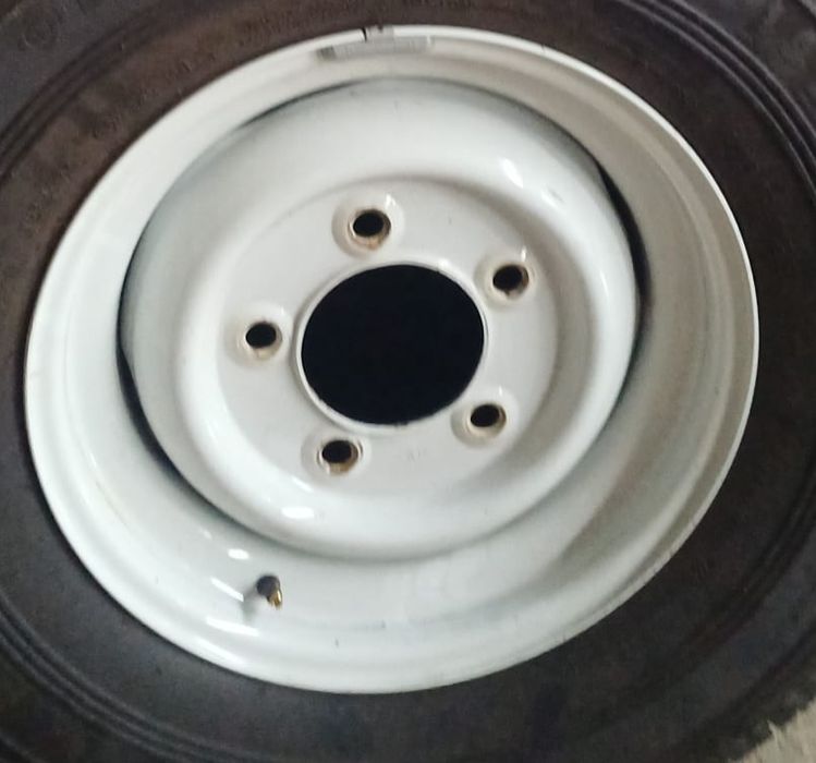 Jantes land rover defender brancas excelente estado