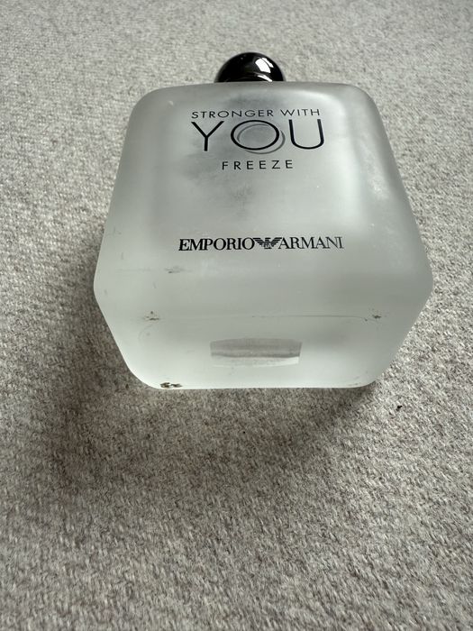 Pusty flakon po perfumach Stronger with You Freeze Armani