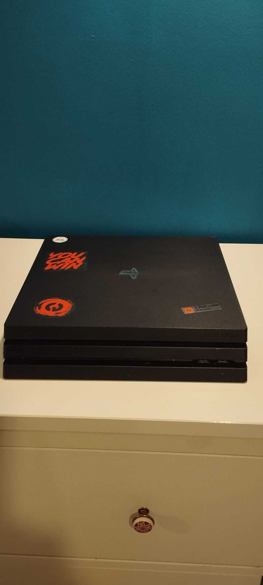 Konsola do gier PS4