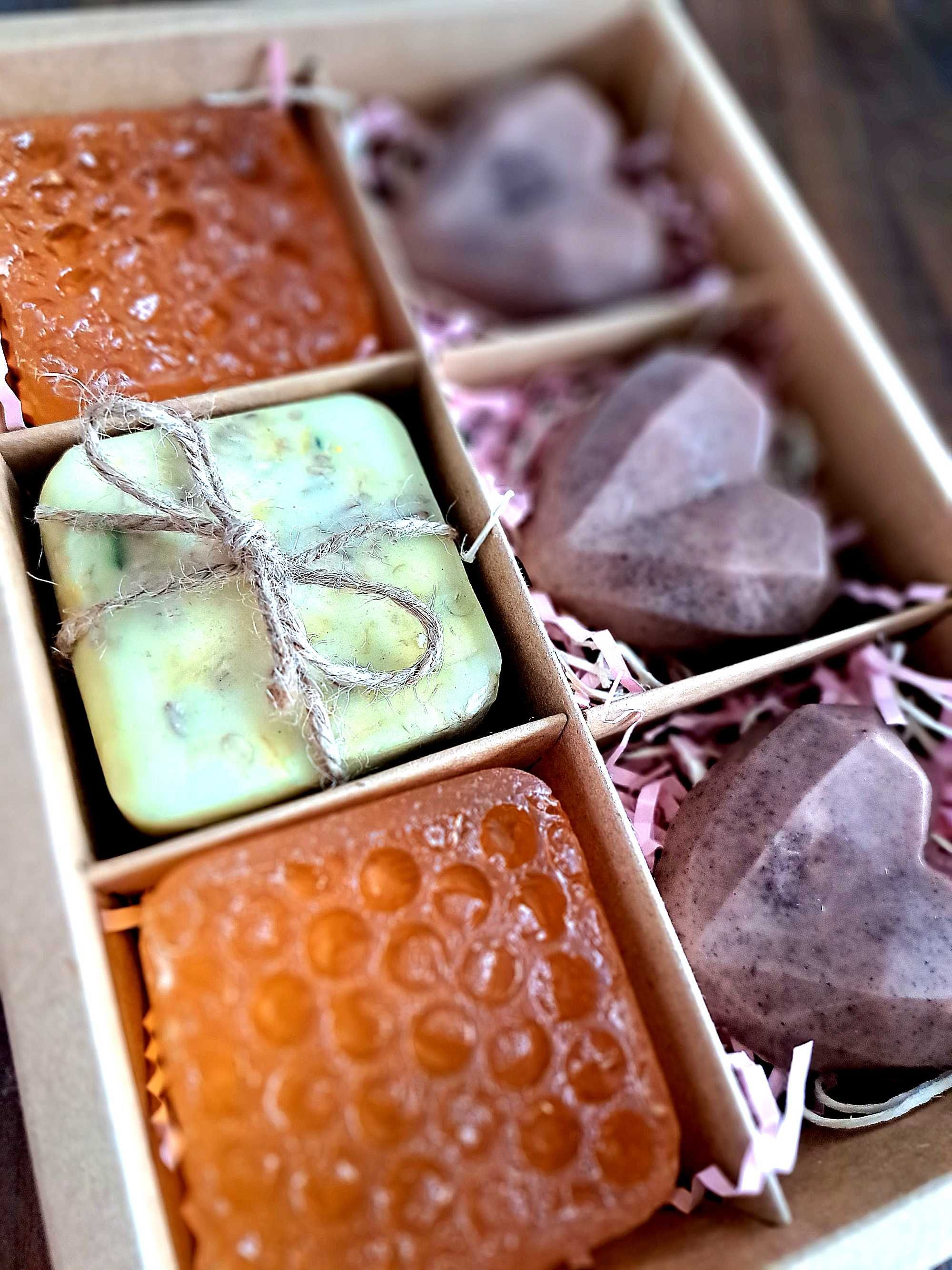 Zestaw prezentowy mydełek handmade na Walentynki
