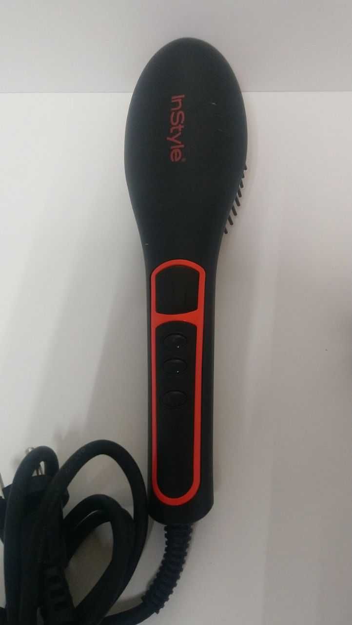 Випрямляч для волосся Vitek VT-2246 BK+гребінець-випрямляч