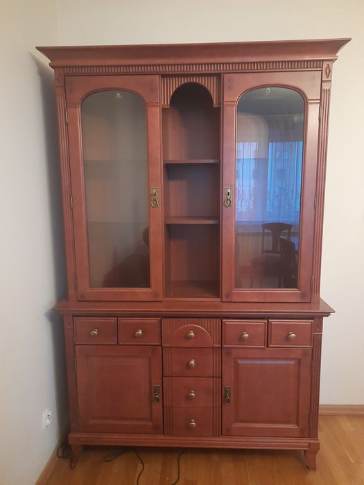 Meble do pokoju (kredens, 2komody)