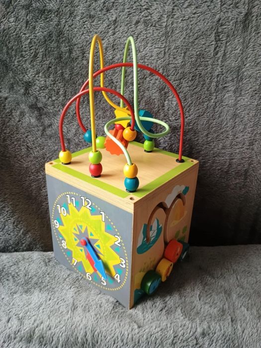 Kostka edukacyjna z przeplatanką