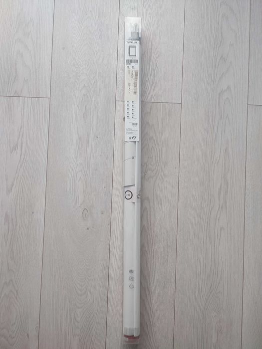 Nowa Roleta zaciemniająca biała, 83cmx195cm