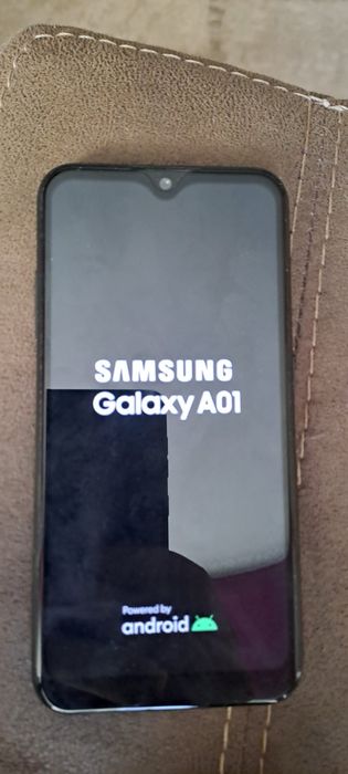 Телефон Самсунг А01 2/16гб