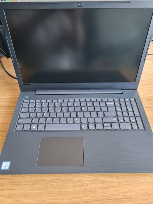 Lenovo V130-15IKB 81HN i3 7020U 2,3Ghz Win10Pro