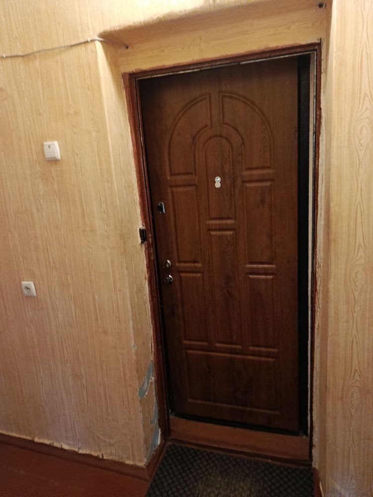 Продам 2- ую квартиру в центе