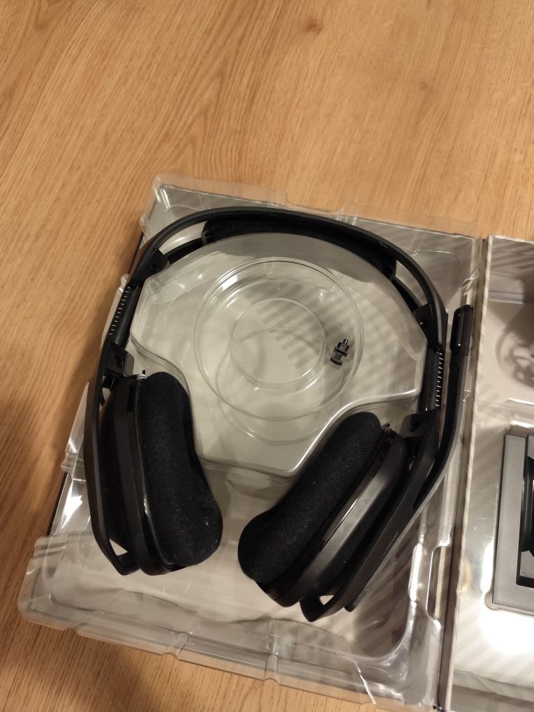 Logitech Astro A50 playstation 4 ps4 pc mac sluchawki gaimingowe